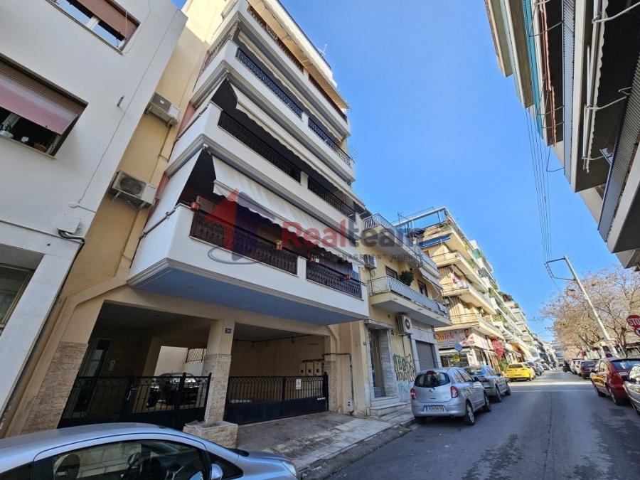 For Sale Apartment 127 sq.m. Athens – Kato Patisia